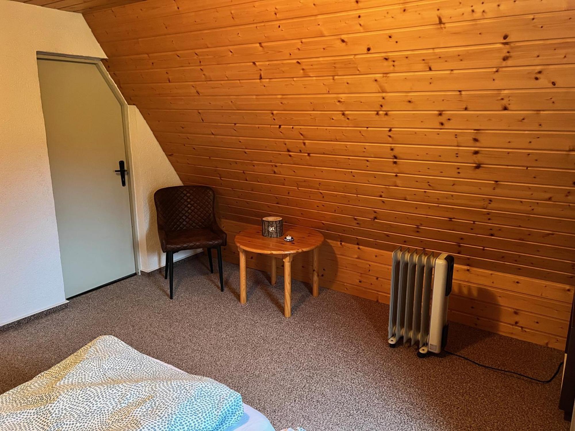 Urige Berghuette Mit Kamin Und Sauna Im Erzgebirge Nahe Schwarzwassertal Pobershau Экстерьер фото